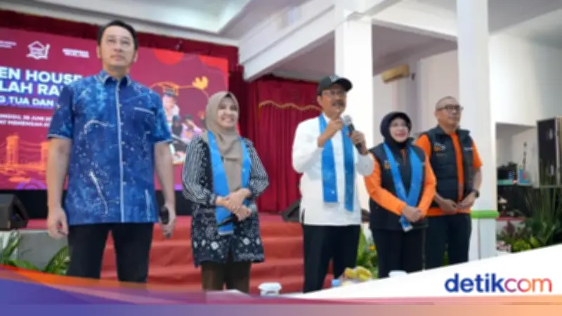 Gus Ipul Tekankan Kejujuran dalam Penjangkauan Calon Siswa Sekolah Rakyat di Palembang