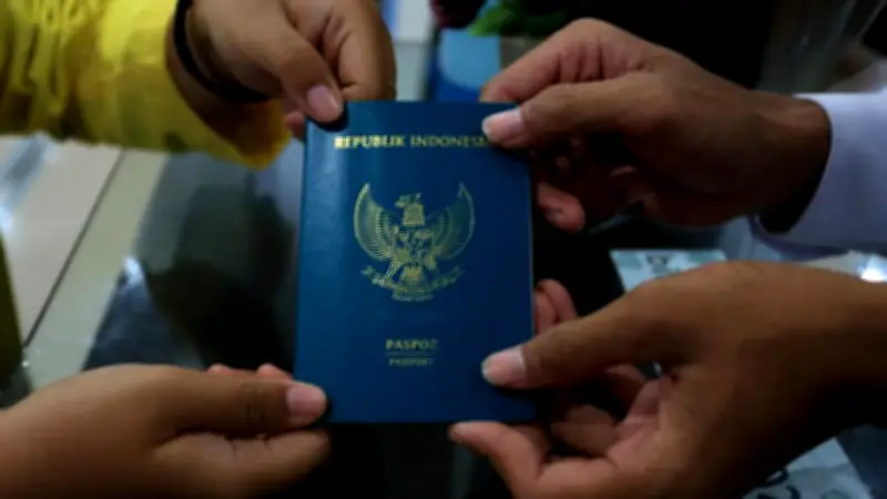 Imigrasi dan Polisi Selidiki Paspor Berserakan di BSD Diduga Milik Jemaah Haji