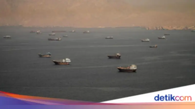 Iran Tegaskan Selat Hormuz Tetap Ditutup Jika Israel Serang Lebanon