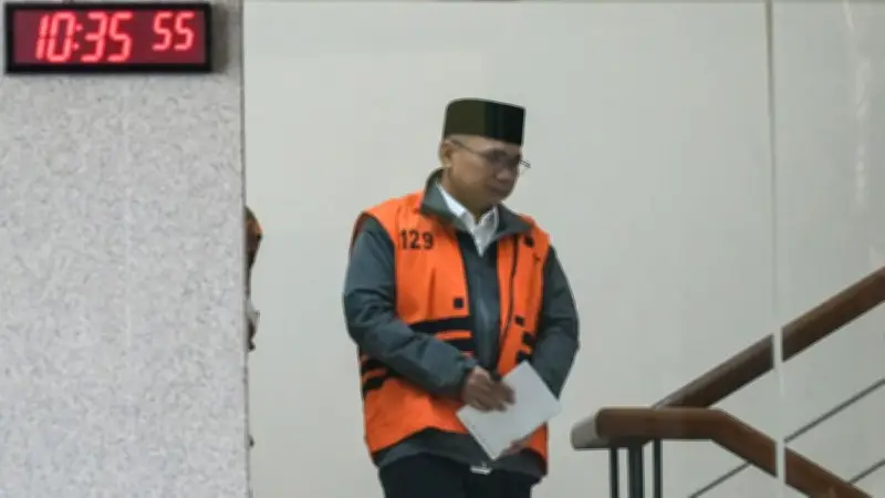 Istri Bersyukur KPK Bantarkan Eks Menag Yaqut karena Sakit