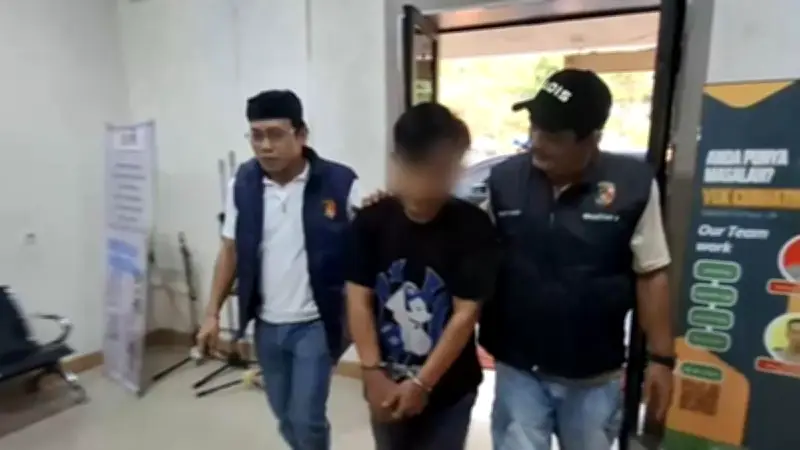 Jambret Spesialis Anak Pegang HP Dibekuk Polisi di Jakarta