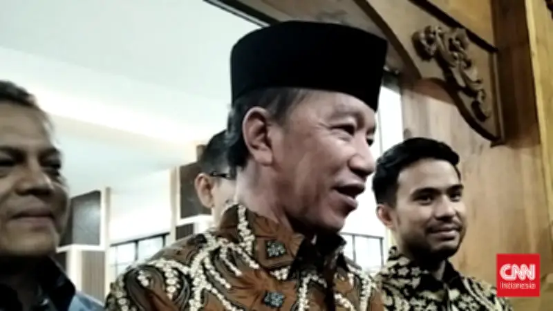 Jokowi Respons Penangkapan Roy Suryo dan Dokter Tifa: Ikuti Proses Hukum