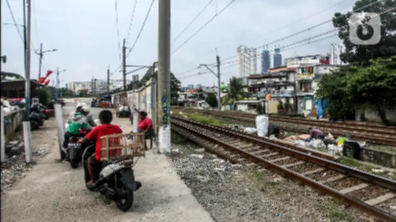 KAI Tutup 31 Perlintasan Liar di Jakarta hingga Sukabumi Sepanjang 2026