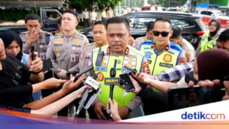 Kakorlantas Turun Langsung Atasi Kemacetan Galian di TB Simatupang