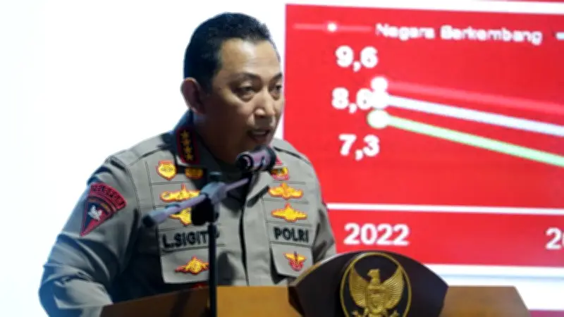 Kapolri Buka Suara soal Penahanan Roy Suryo dan dr Tifa