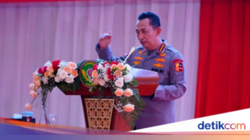 Kapolri: Penempatan Polisi di Kementerian Harus Ada Permintaan