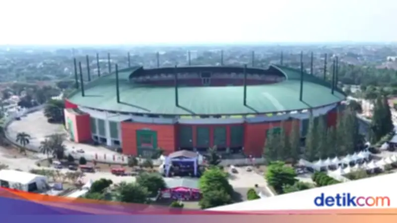 Keamanan Parkir Stadion Pakansari Dikeluhkan, Helm dan Knalpot Raib