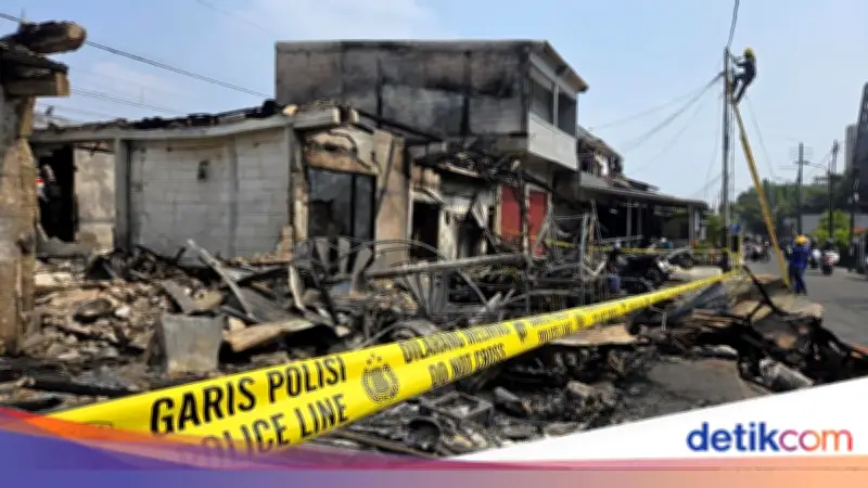 Kebakaran di Gambir Tewaskan Lansia, 5 Luka Bakar