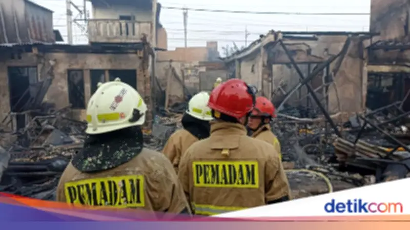 Kebakaran di Tanah Abang Tewaskan 1 Orang, 5 Luka Bakar