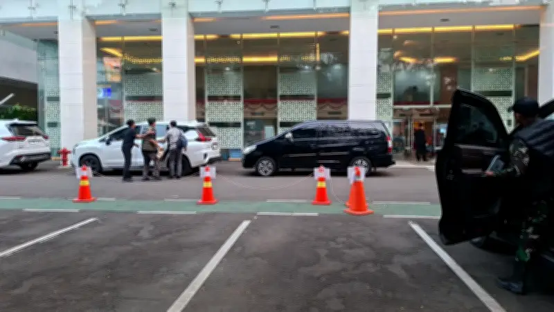 Kejagung Geledah Kantor BGN, Bawa Satu Kontainer Dokumen dari Ruang Pimpinan