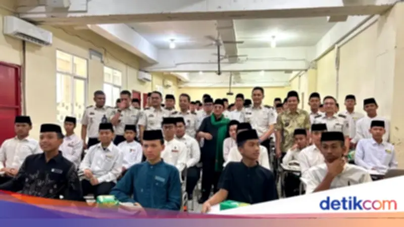 Kemenimipas Edukasi Santri di Tangerang soal TPPO dan TPPM