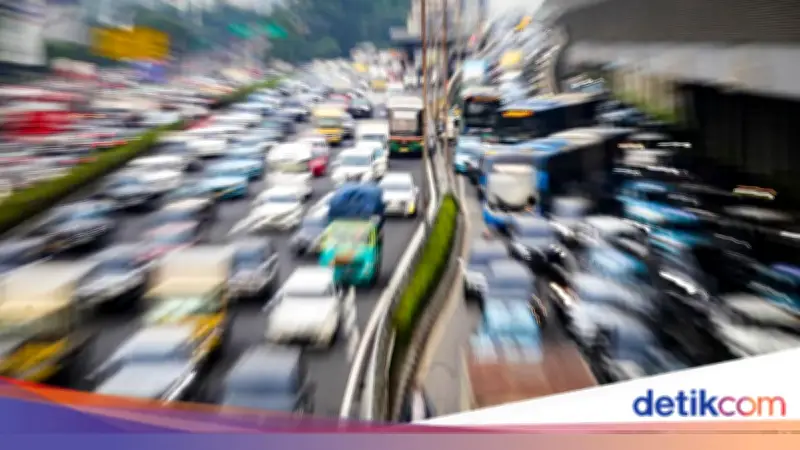 Kepadatan Lalin di Tol Arah Jakarta Pagi Ini, Cawang Padat