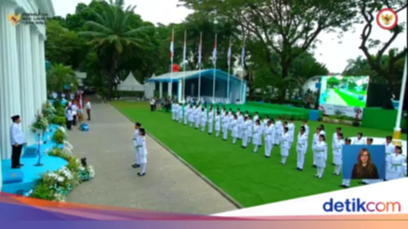 Kepala BPIP Pimpin Upacara Penurunan Bendera di Hari Lahir Pancasila