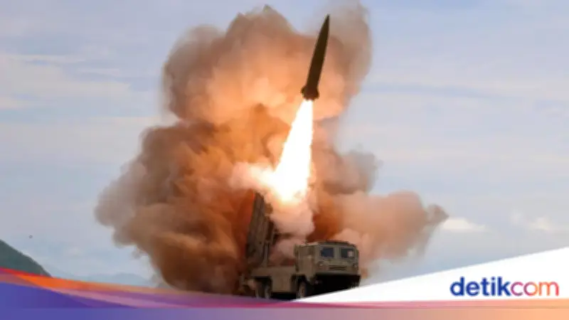 Kim Jong Un Awasi Uji Coba Senjata yang Mampu Jangkau Seoul