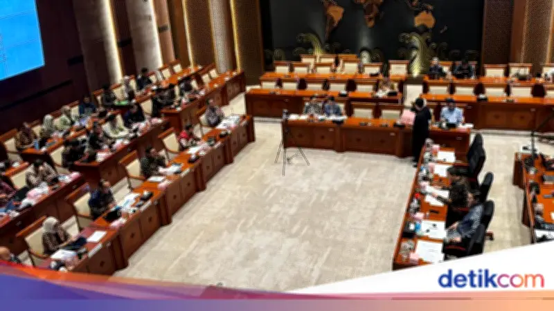 Komisi I DPR Minta Draf RUU Ketahanan Siber Tak Diungkap ke Publik