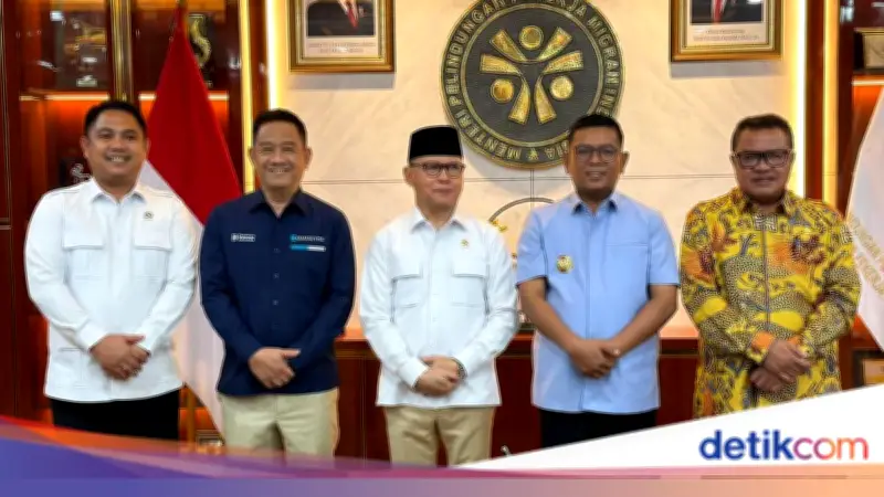 KP2MI Targetkan 500 Ribu PMI, Teken MoU dengan Pemprov Banten dan Krakatau Steel