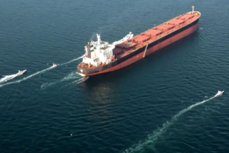 Lalu Lintas Maritim di Selat Hormuz Kembali Normal