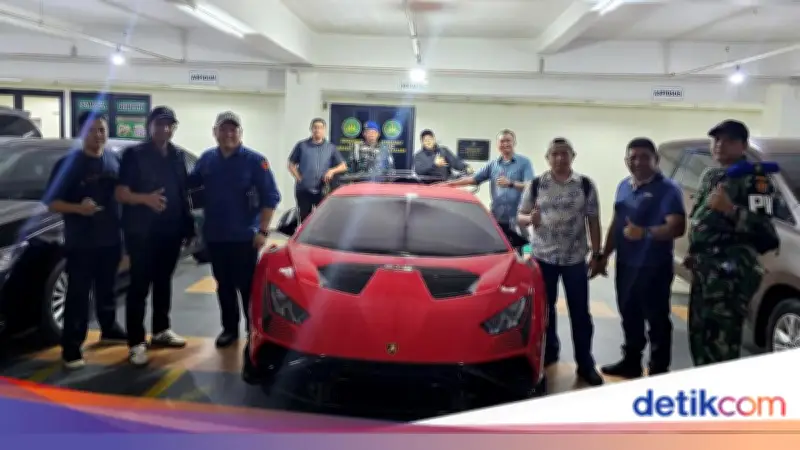 Lamborghini dan Alat Berat Bos Tambang Kalbar Disita Kejagung