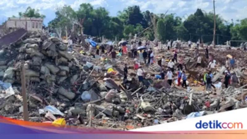 Ledakan di Myanmar Tewaskan Puluhan Orang, Banyak Korban Luka