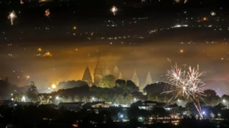 Ledakan Kembang Api Hebohkan Warga Prambanan, Ternyata Acara Prewedding