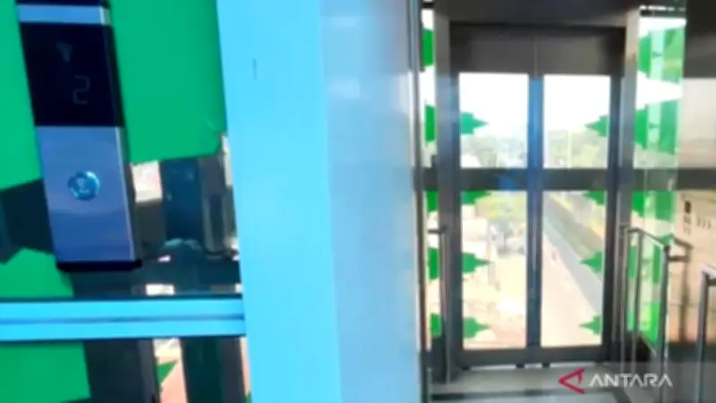Lift JPO Lenteng Agung Kembali Berfungsi Setelah Vandalisme