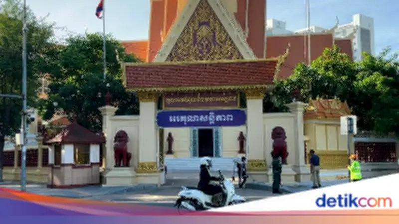 MA Kamboja Tegaskan Vonis 14 Tahun untuk Dua Jurnalis, Kebebasan Pers Terancam