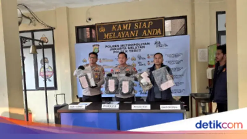 Maling Motor Modus Jamin iPhone Replika di Tebet Jual Motor Curian ke Dealer