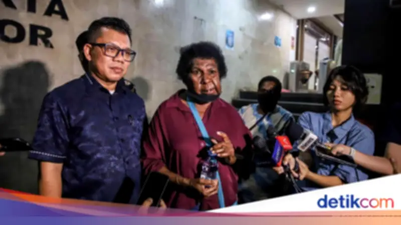 Mama Sinta Laporkan Dandhy Laksono dan Ketua LBH Merauke ke Polda Metro Terkait Film Pesta Babi