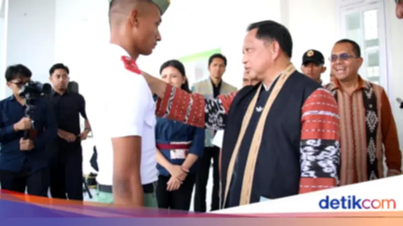 Mendagri Dorong Mahasiswa Unhan NTT Perluas Pilihan Karier