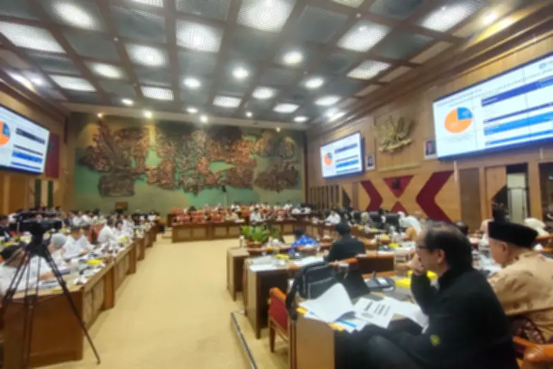 Mendikti Saintek Ungkap Dua Ketentuan Penutupan Program Studi