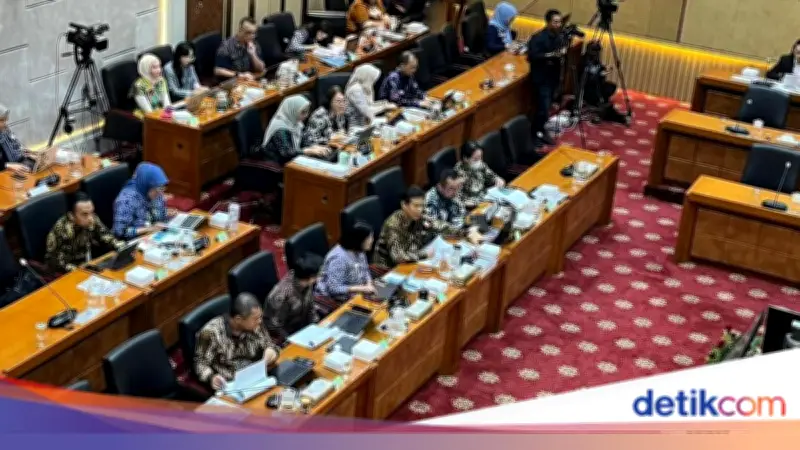 Menkes Budi Gunadi Heran Banyak Orang Antivaksin, Siap Genjot Edukasi