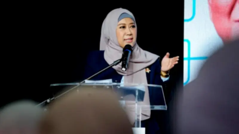 Menkomdigi Awasi Ketat Platform Digital demi Perlindungan Anak