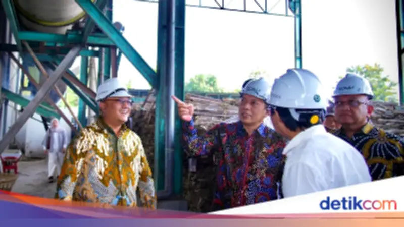 Menkop Dorong Koperasi Masuk Ekosistem Industri Guna Perkuat Industri Gula Nasional