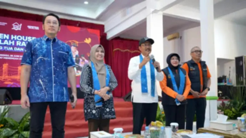 Mensos Tekankan Kejujuran Kunci Penjangkauan Siswa Sekolah Rakyat