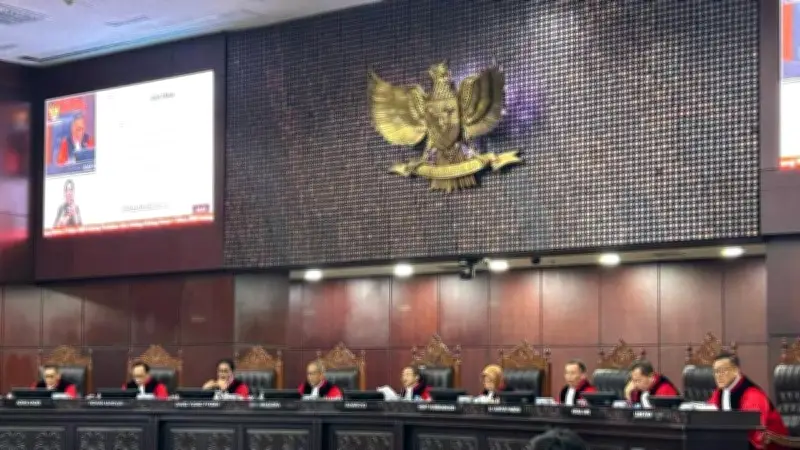 MK Tolak Gugatan Kuota Internet Hangus, Permohonan Gagal Formil