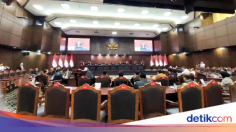 MK Tolak Gugatan PBB Soal Kepengurusan Parpol, Pemerintah Tak Bisa Tetapkan jika Syarat Belum Penuhi