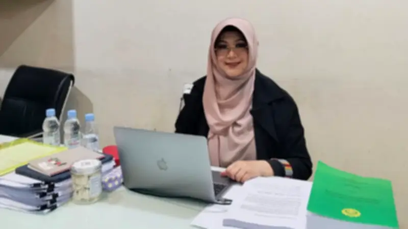 Momen Tifa Ujian S3 Daring di Polda Usai Ditangkap, Roy Suryo Juga Diamankan