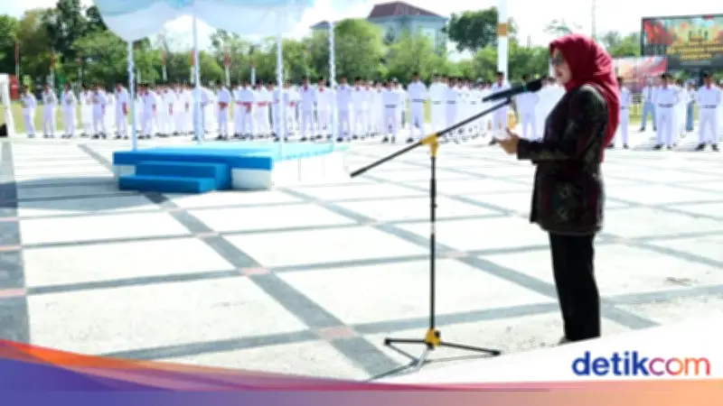 MPR RI Resmi Buka Lomba Kreasi Baris Berbaris dan Pengibaran Bendera di Kalteng