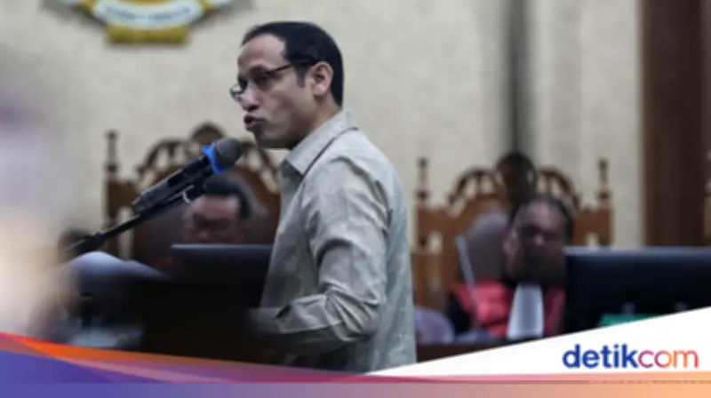 Nadiem Bantah Dakwaan Korupsi Chromebook, Klaim Tak Baca Lampiran Permendikbud