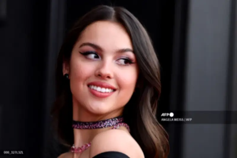 Olivia Rodrigo Alami Gangguan Pendengaran 60 Persen di Telinga Kiri
