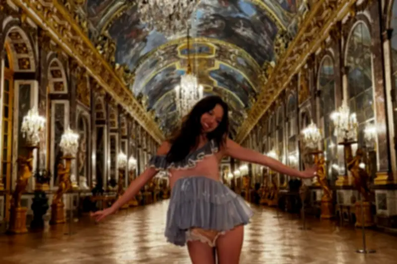 Olivia Rodrigo Syuting Video Musik di Istana Versailles, Impian Jadi Nyata