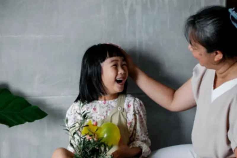 Pakar Ungkap Krisis Kesehatan Mental Anak Akibat Pola Asuh dan Smartphone