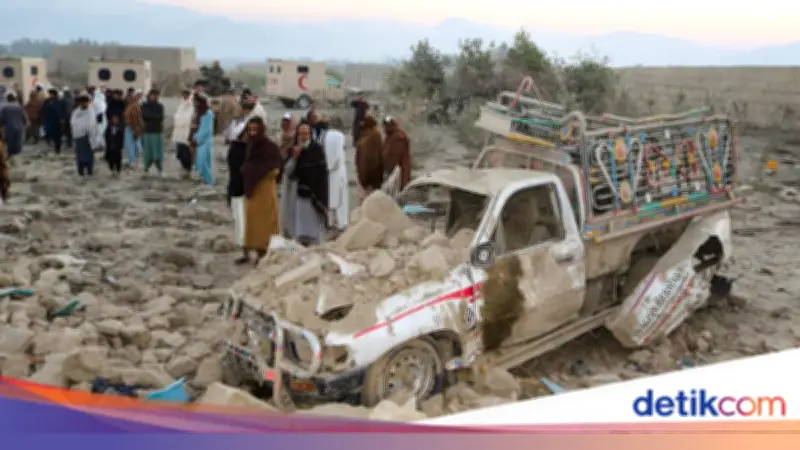 Pakistan Bombardir Afghanistan Lagi, 13 Orang Tewas Termasuk 11 Anak