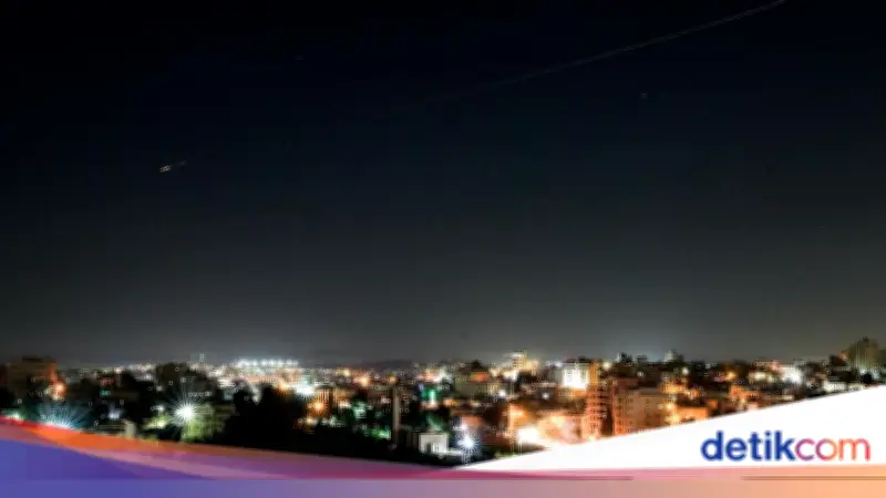 Panas Lagi! Israel Gempur Pabrik Petrokimia di Iran