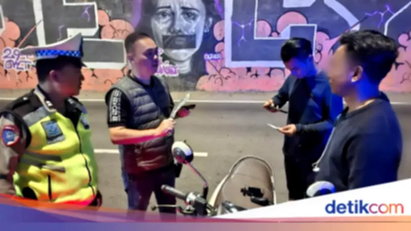 Patroli Dini Hari, Polisi Palmerah Amankan Pria Bawa Badik