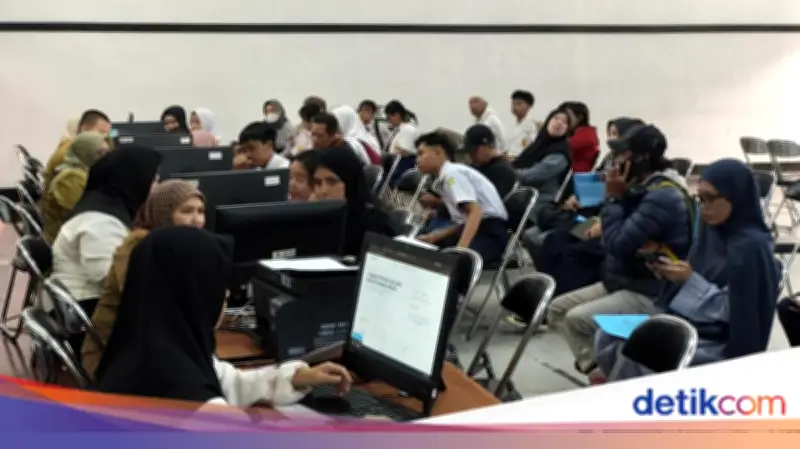 PCMB 2026 Carut-marut, Dedi Mulyadi Copot Kepala Tikomdik Disdik Jabar