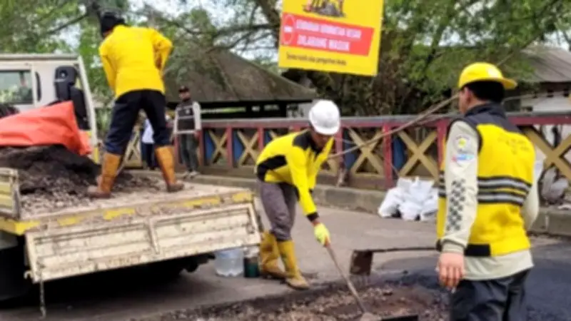 Pemadatan Tak Maksimal, Jalan di Jakarta Timur Kerap Amblas