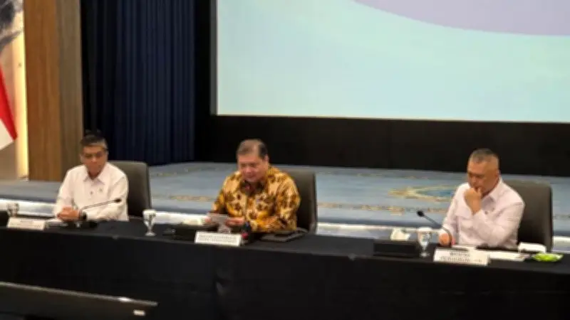 Pemerintah Siapkan Pelatihan Vokasi untuk 50 Ribu Korban PHK dan 220 Ribu Lulusan SMA/SMK