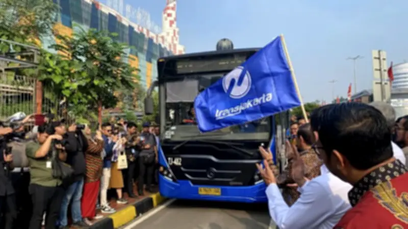 Pengguna Transjabodetabek Harap Tarif Tetap Terjangkau, DKI dan Jabar Diminta Bersinergi