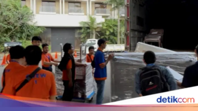 Pengosongan Hotel Sultan Dimulai, Barang Dipindahkan ke Gudang
